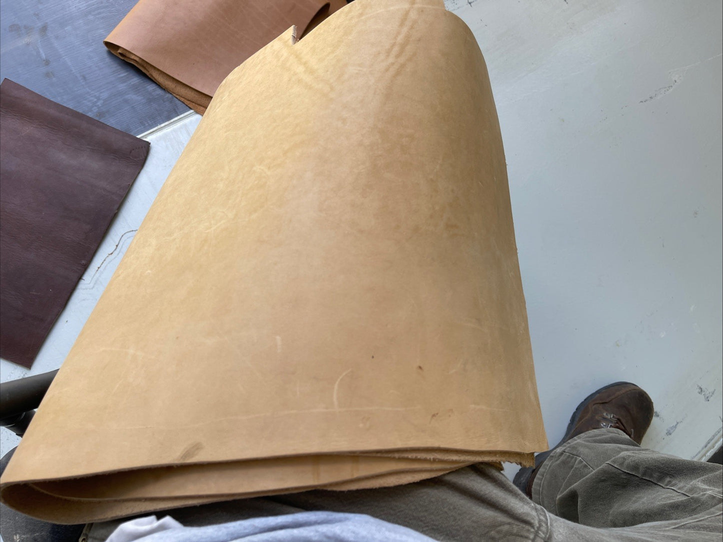 Large Soft Super Thick Saddle Back Leather Leg Pad Flint Knapping Free Shipping