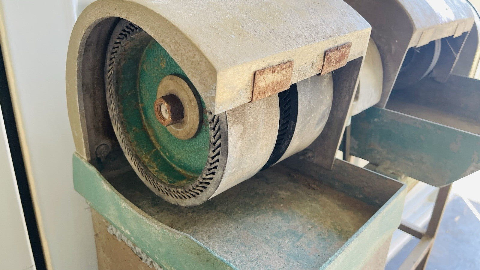 Vintage highland park lapidary Grinder Rock Polisher Machine Model8EDCF W/ Motor